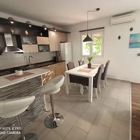 Glavica Apartament *