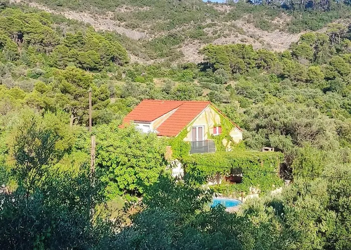 アパート Glavica Goveđari